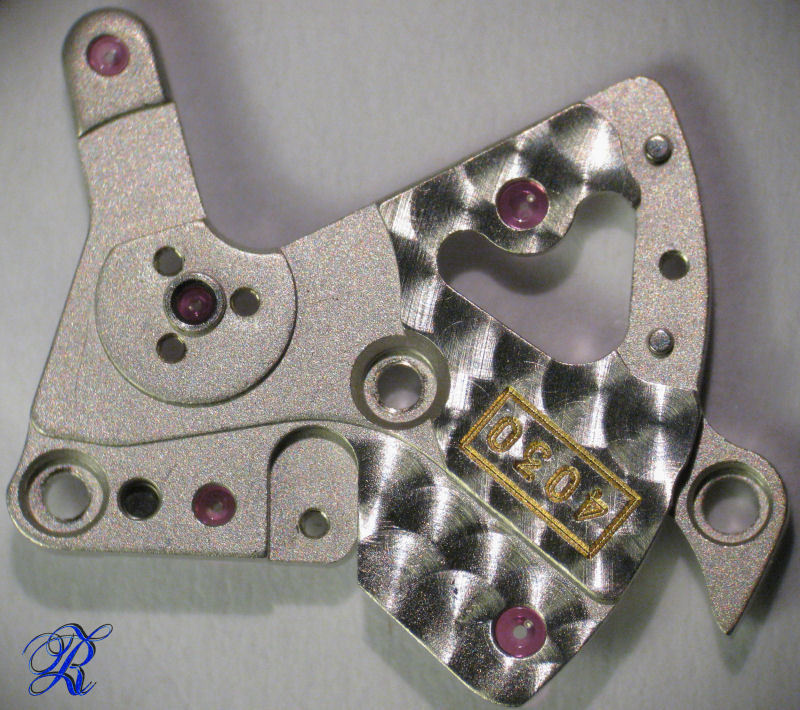 Daytona Calibres 4030-4130: analogies et differences (PART I) Daytona Calibres 4030-4130: analogies et differences (PART I)