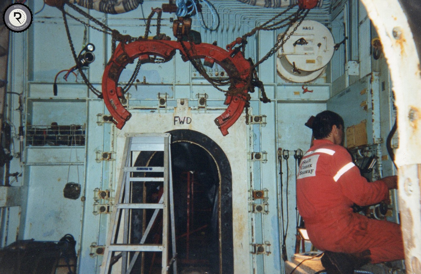 FRED JOLY, COMEX DIVER FRED JOLY, COMEX DIVER